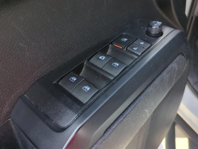 2022 Toyota Tacoma 2WD 2WD SR Double Cab 5' Bed I4 AT (GS)