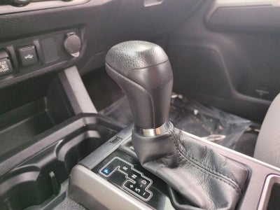 2023 Toyota Tacoma 2WD 2WD SR5 Double Cab 5' Bed V6 AT (GS)
