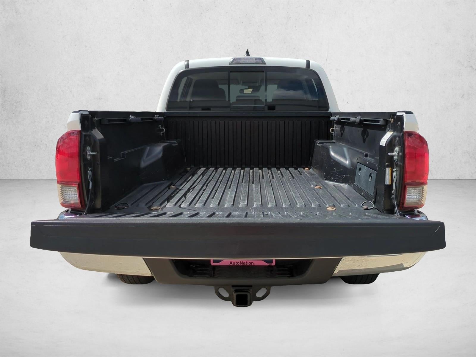 2022 Toyota Tacoma 2WD 2WD SR5 Double Cab 5' Bed V6 AT (GS)