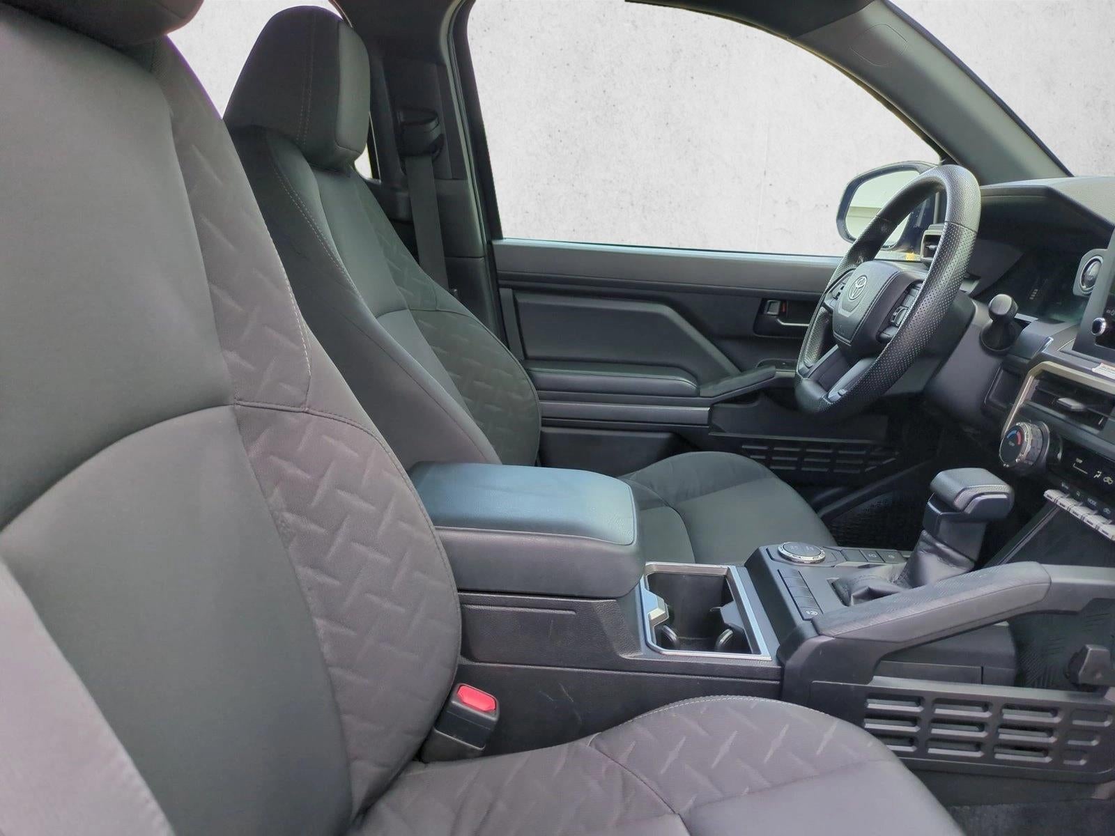 2024 Toyota Tacoma 2WD 2WD SR5 Double Cab 5' Bed AT (SE)