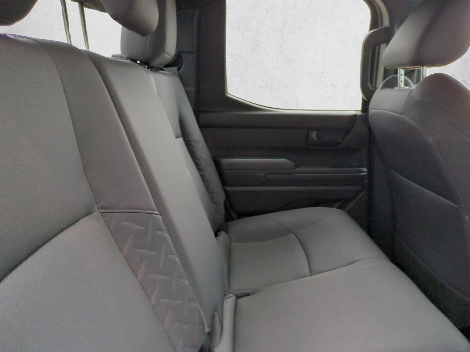 2024 Toyota Tacoma 2WD 2WD SR5 Double Cab 5' Bed AT (Natl)