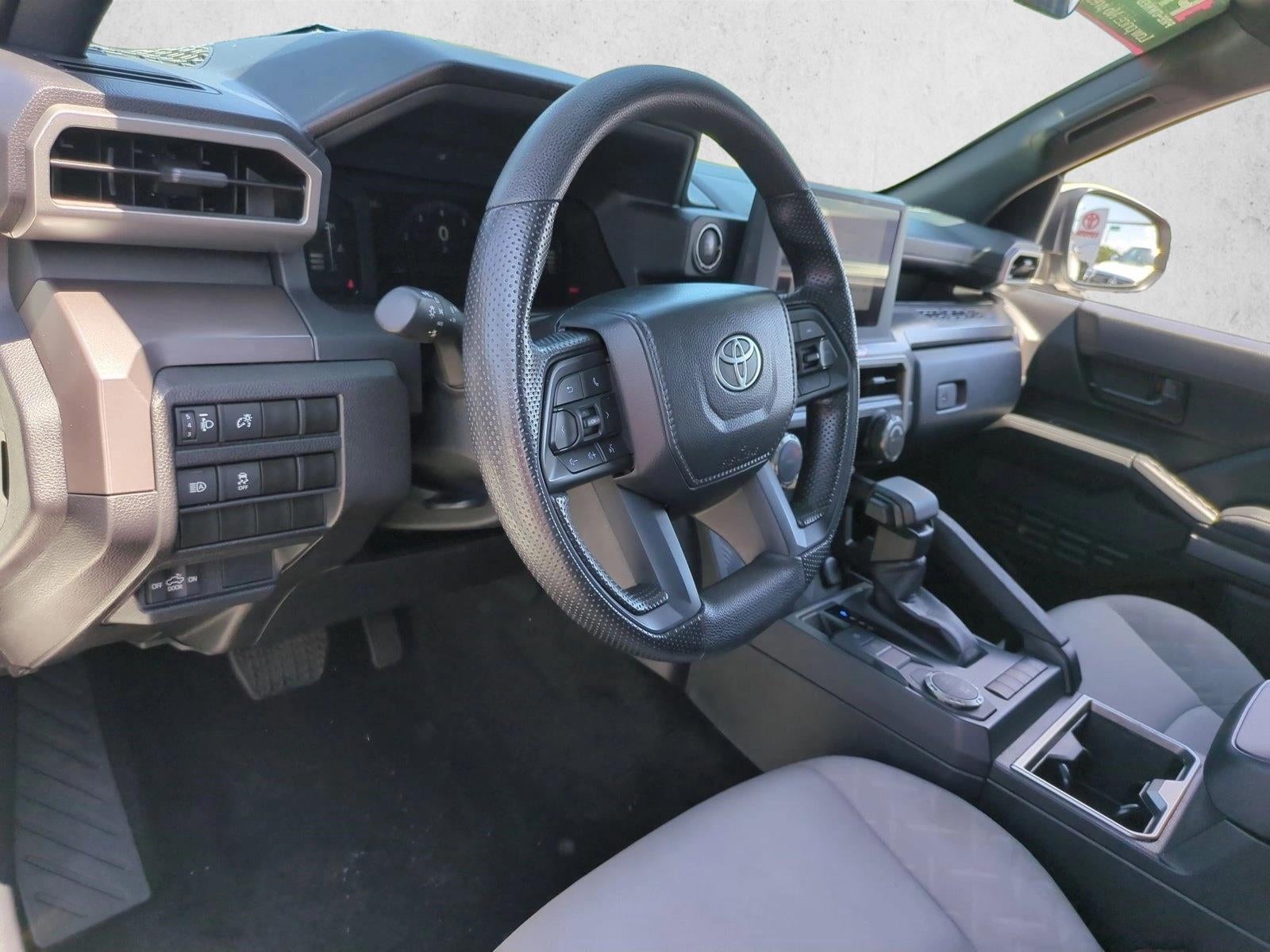 2024 Toyota Tacoma 2WD 2WD SR5 Double Cab 5' Bed AT (SE)