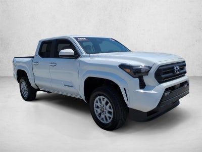 2024 Toyota Tacoma 2WD 2WD SR5 Double Cab 5' Bed AT (SE)