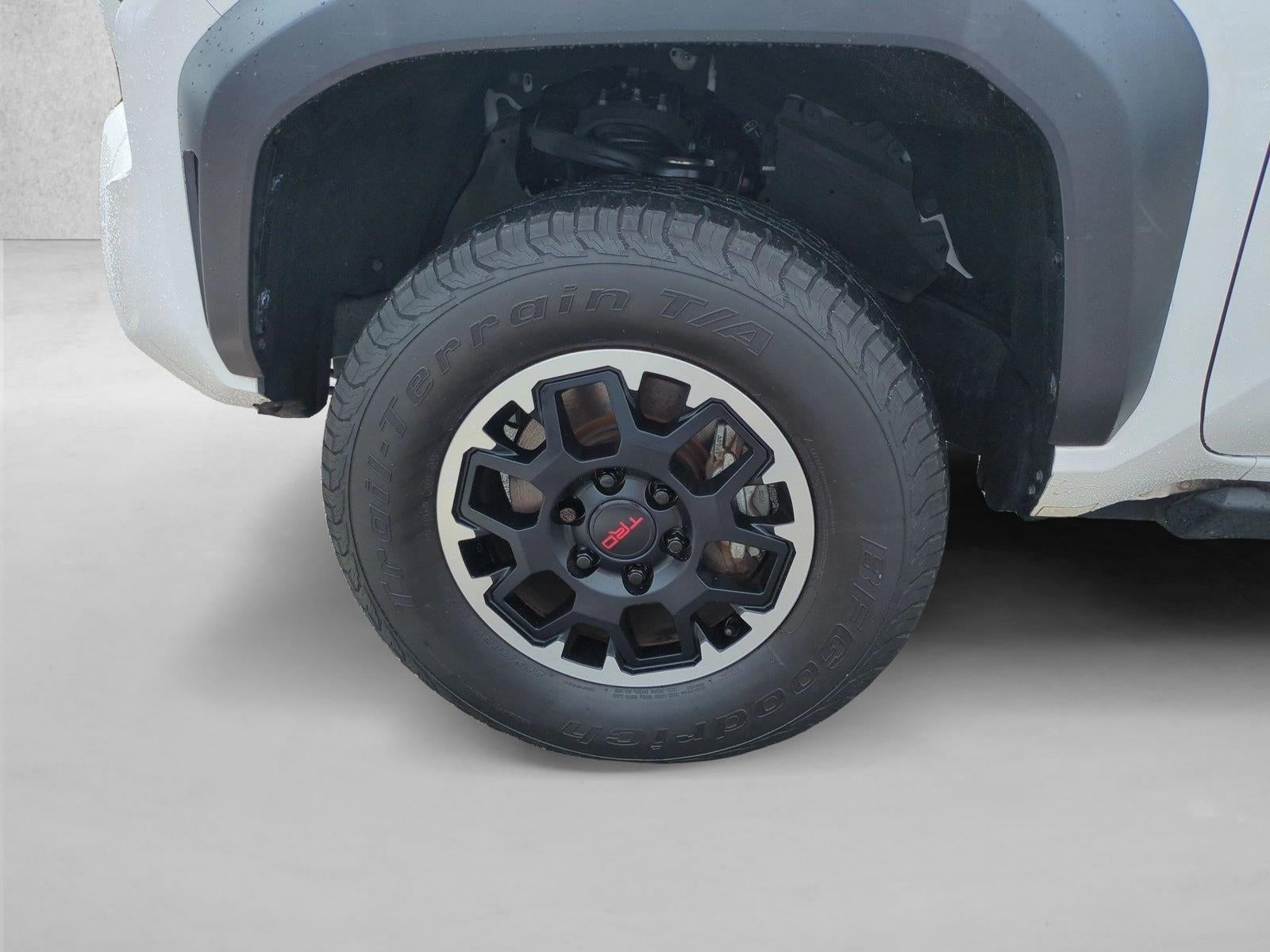 2024 Toyota Tacoma 4WD 4WD TRD Off Road Double Cab 5' Bed AT (Natl)