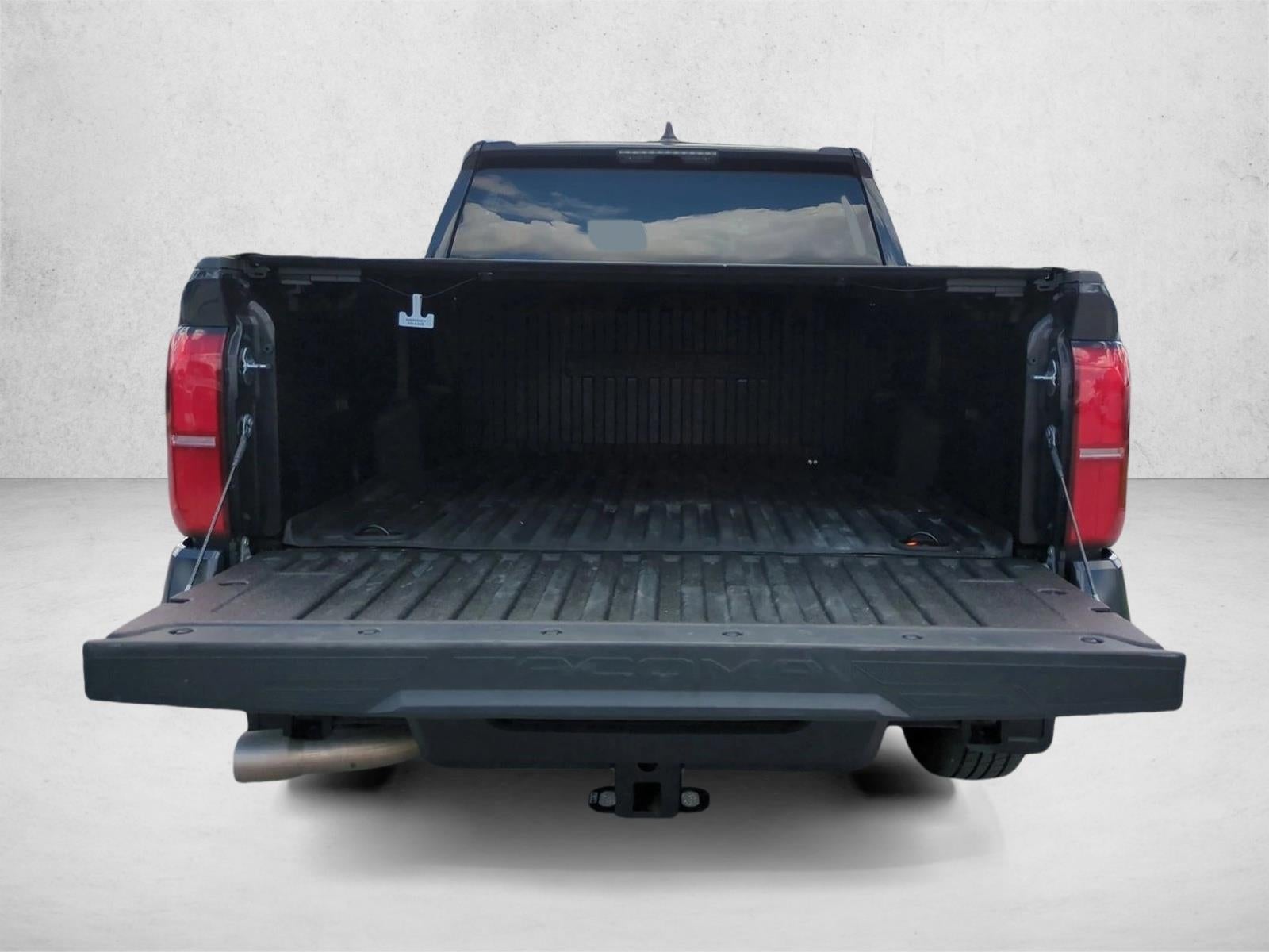 2024 Toyota Tacoma 4WD 4WD SR5 Double Cab 5' Bed AT (Natl)