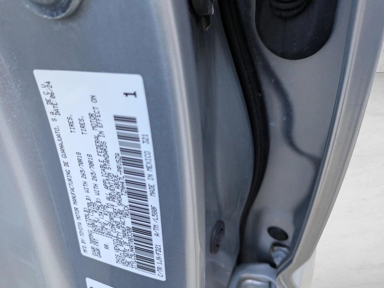 2024 Toyota Tacoma 4WD 4WD TRD Off Road Hybrid Double Cab 5' Bed AT (Natl)