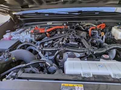 2025 Toyota Tacoma 4WD 4WD TRD Off Road Hybrid Double Cab 5' Bed AT (Natl)