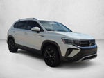 2023 Volkswagen Taos SE FWD