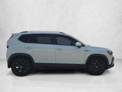 2023 Volkswagen Taos SE FWD