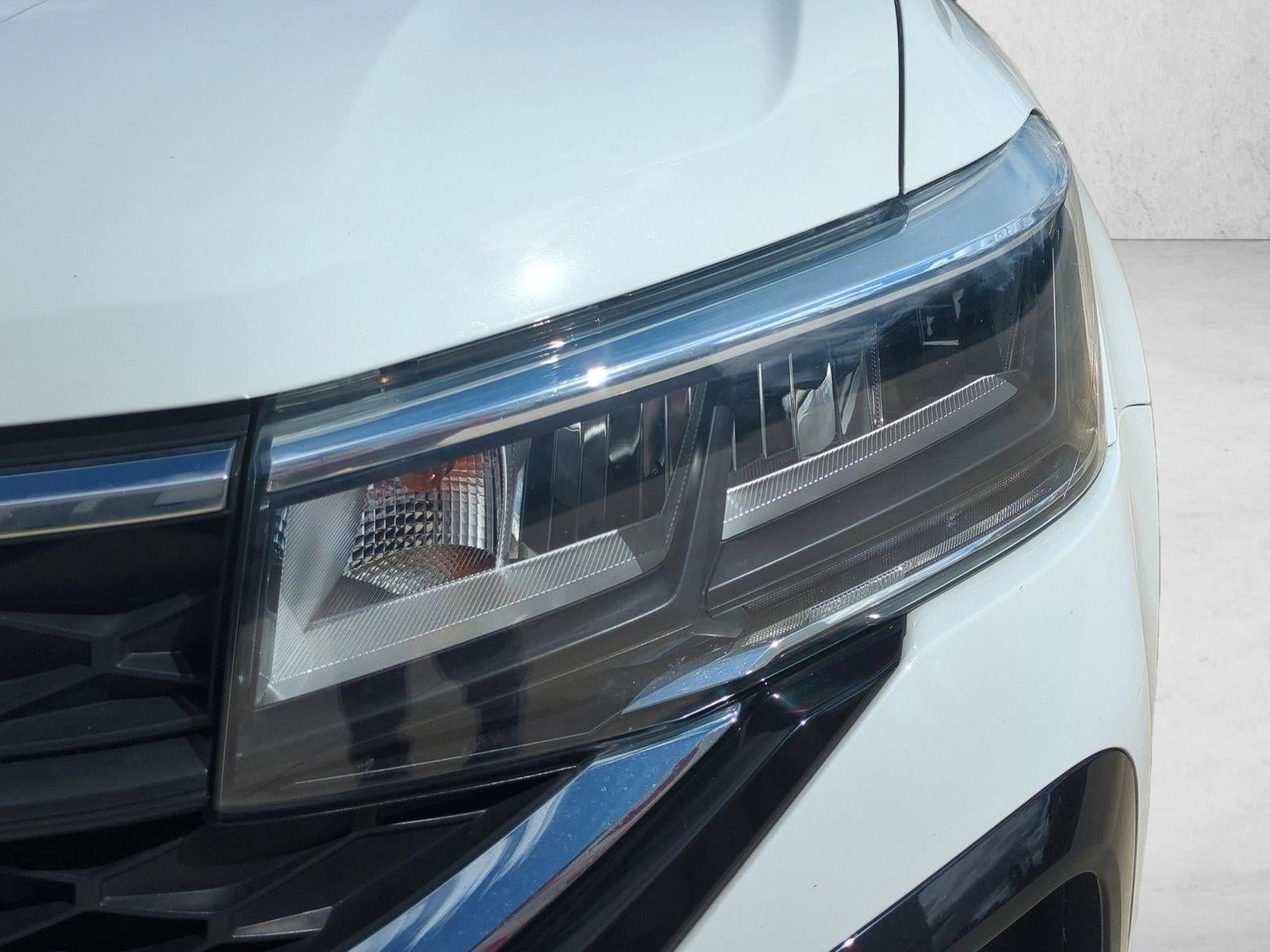 2023 Volkswagen Taos SE FWD