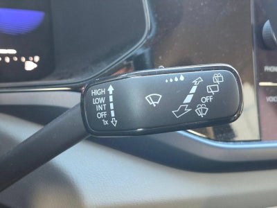 2022 Volkswagen Taos SE FWD