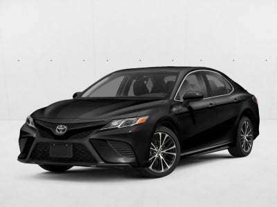 2018 Toyota Camry SE Auto (SE)