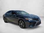 2019 Toyota Camry SE Auto (SE)