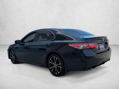 2018 Toyota Camry Hybrid SE CVT (Natl)