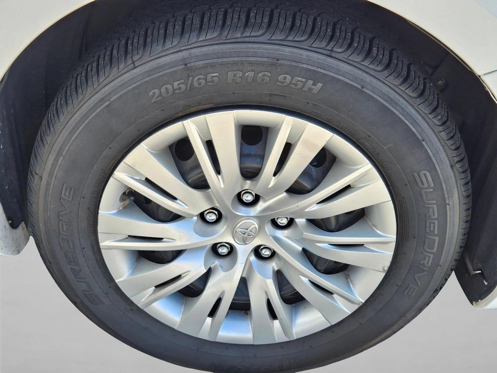2013 Toyota Camry 4dr Sdn I4 Auto LE (Natl)