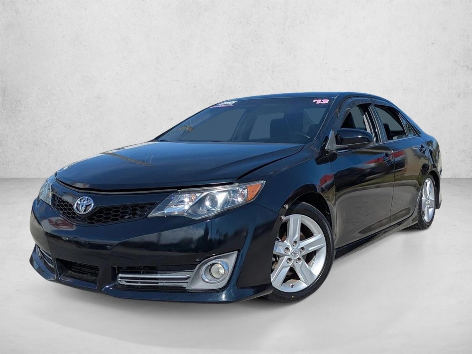 2013 Toyota Camry 4dr Sdn I4 Auto SE (Natl)