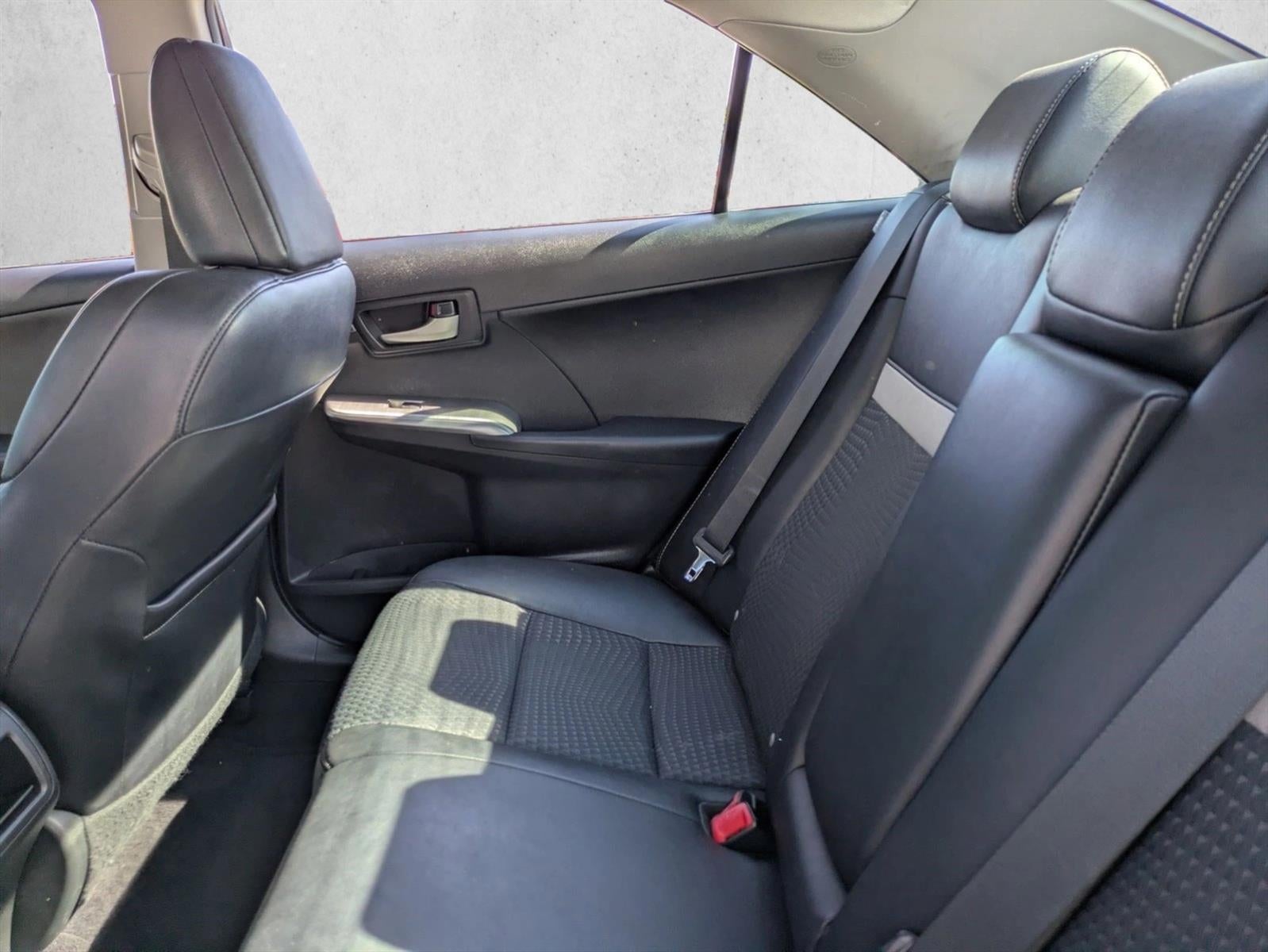 2013 Toyota Camry 4dr Sdn I4 Auto SE (Natl)