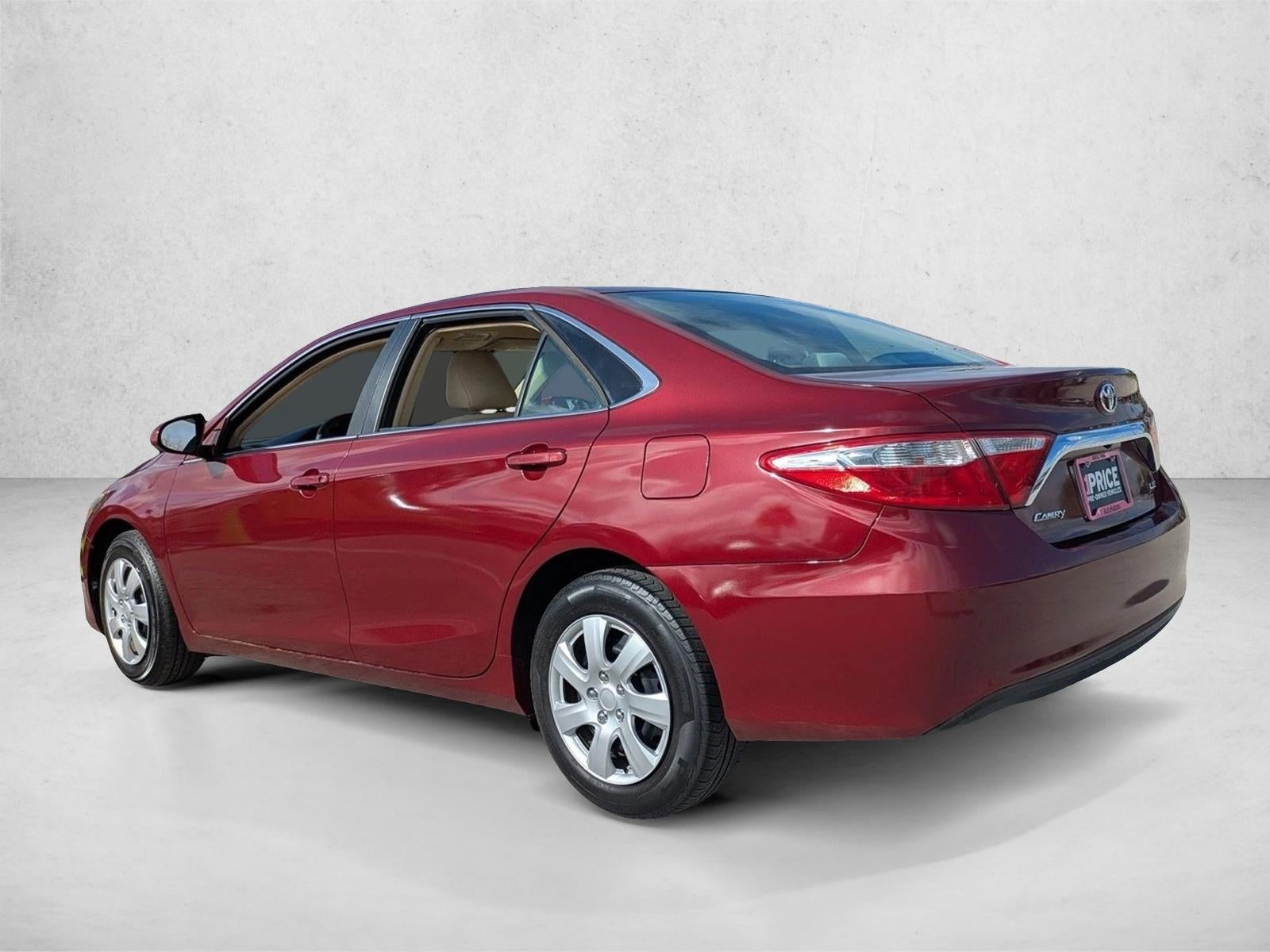 2017 Toyota Camry LE Auto (SE)