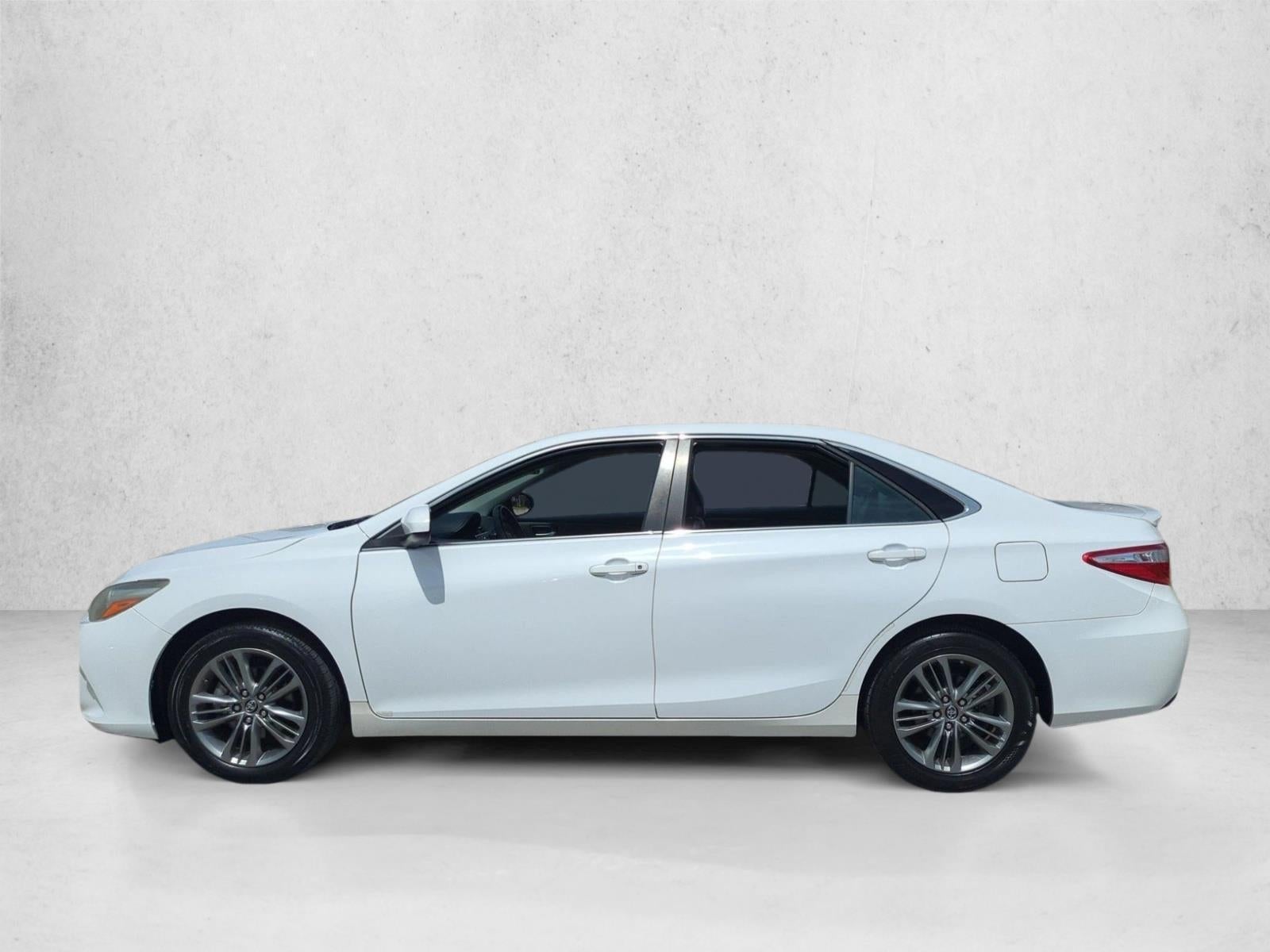 2017 Toyota Camry SE Auto (SE)