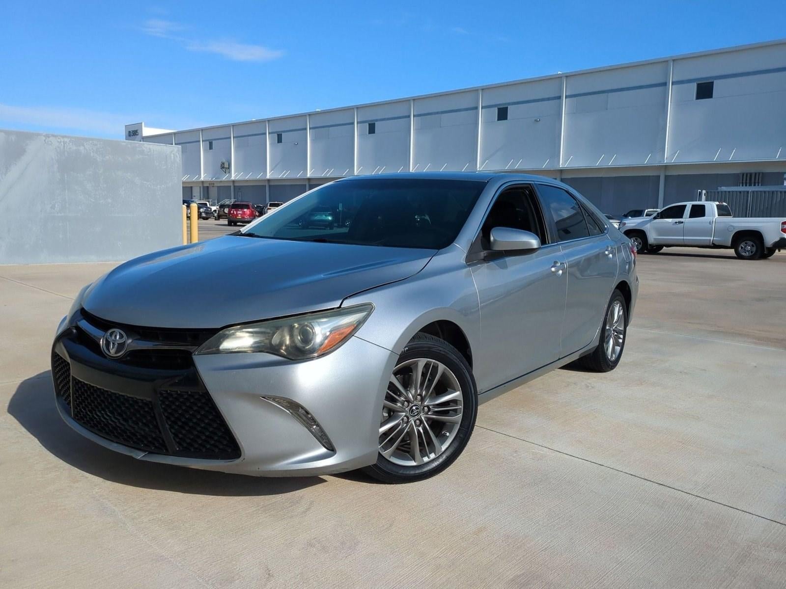 2016 Toyota Camry 4dr Sdn I4 Auto SE (SE)