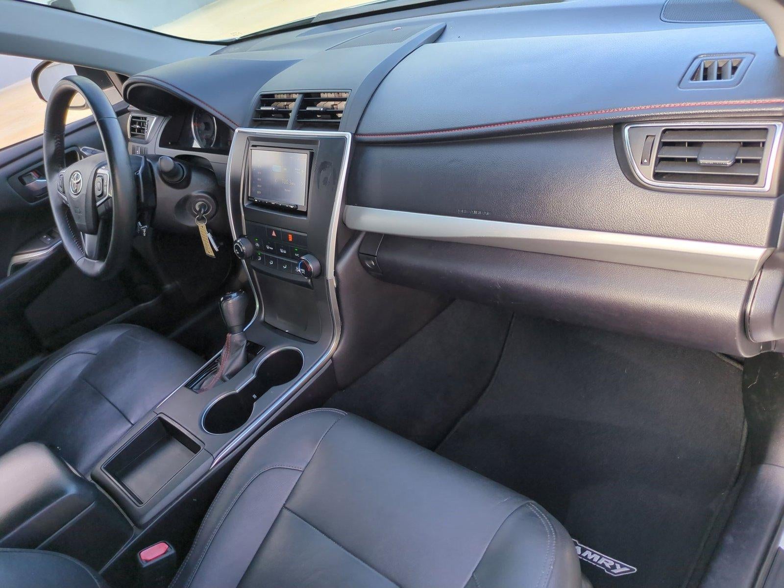 2016 Toyota Camry 4dr Sdn I4 Auto SE (SE)