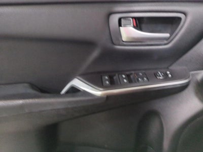 2016 Toyota Camry 4dr Sdn I4 Auto SE (SE)