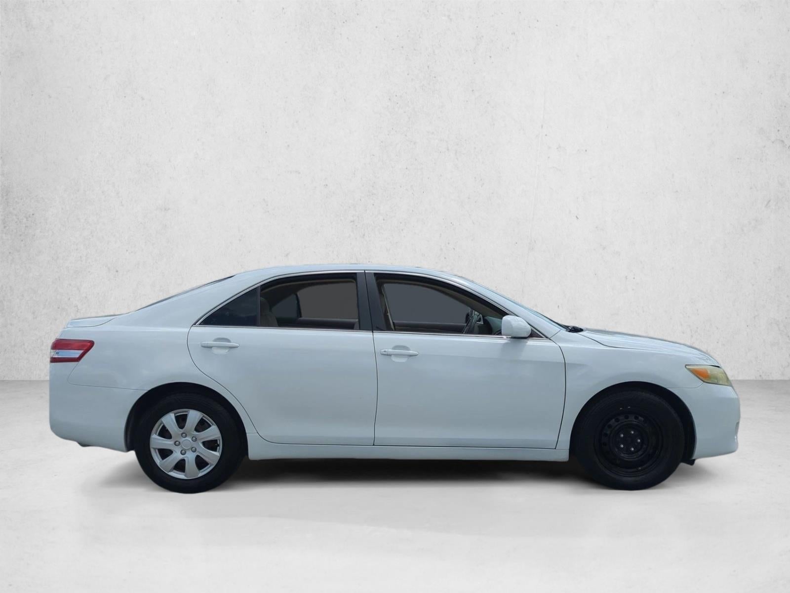 2011 Toyota Camry 4dr Sdn I4 Auto (Natl)