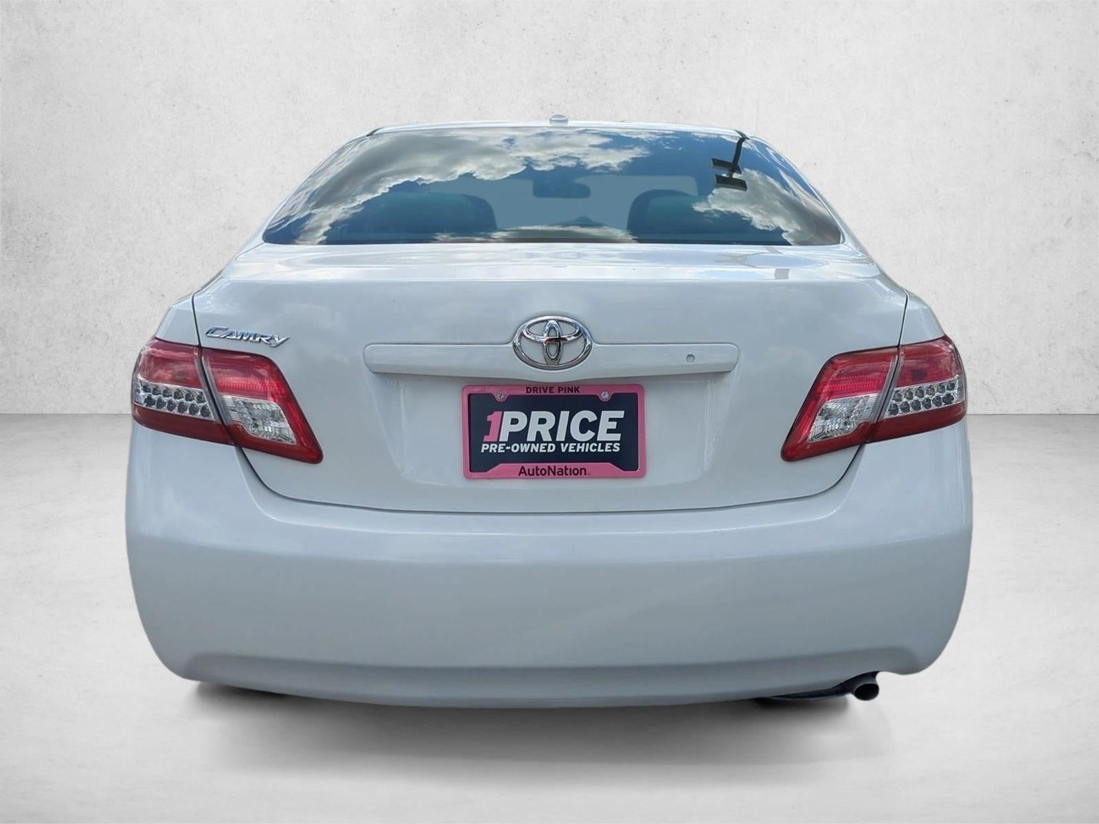 2011 Toyota Camry 4dr Sdn I4 Auto (Natl)