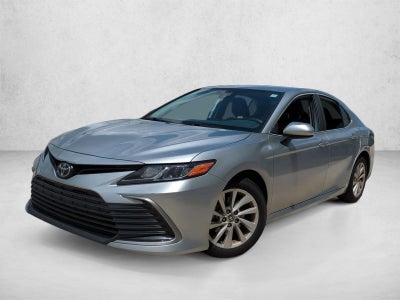 2022 Toyota Camry LE Auto (SE)