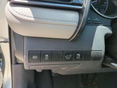2022 Toyota Camry LE Auto (SE)