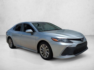2022 Toyota Camry LE Auto (SE)
