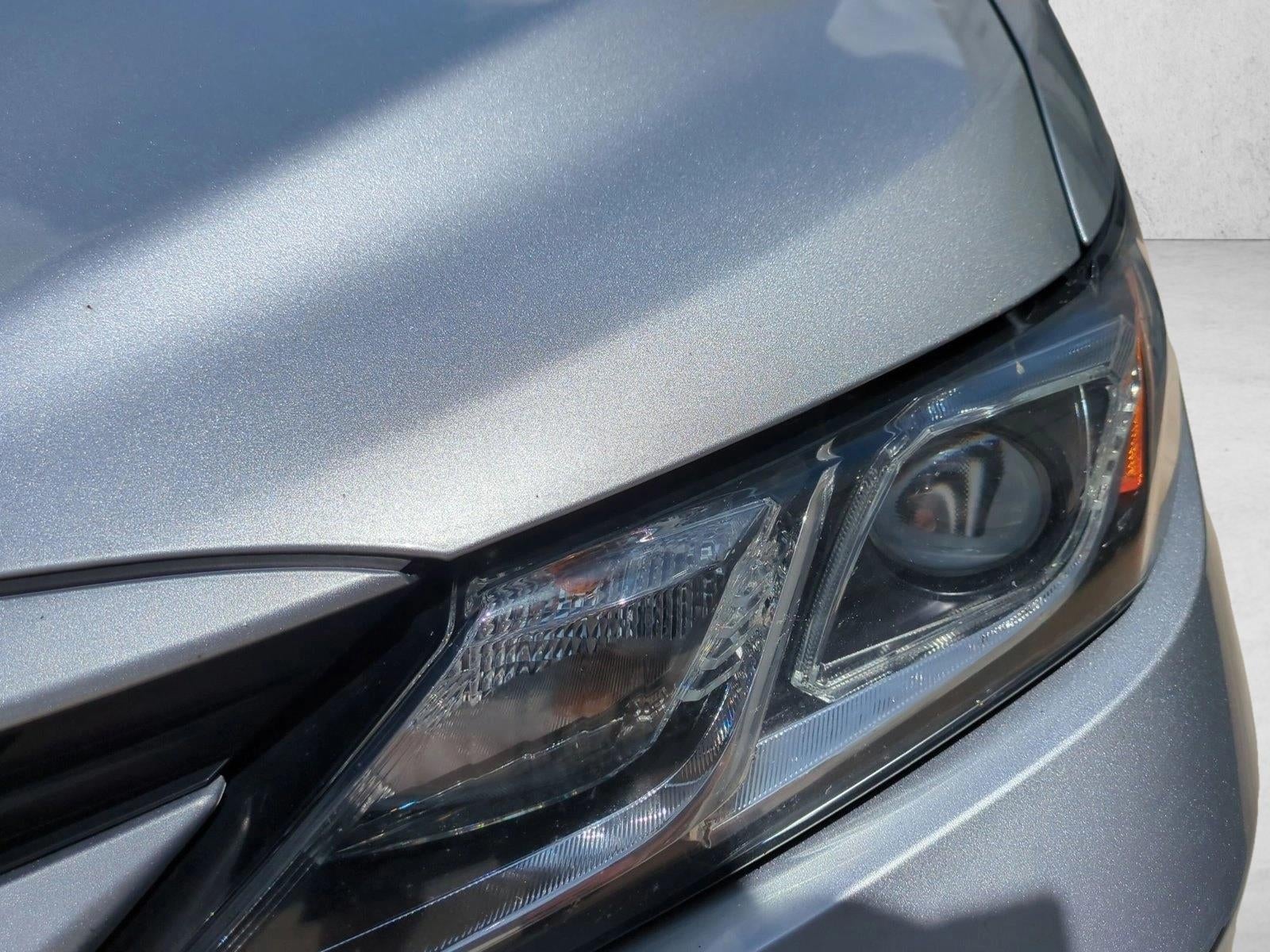 2022 Toyota Camry LE Auto (SE)