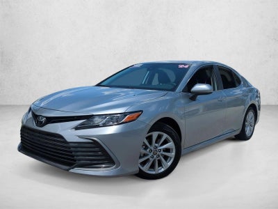 2024 Toyota Camry LE Auto (SE)