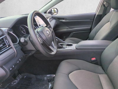2024 Toyota Camry LE Auto (SE)