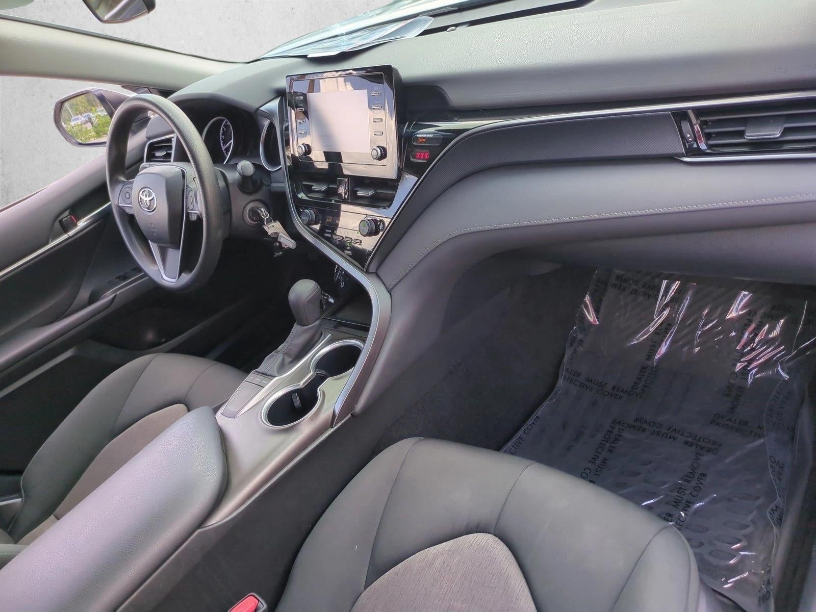 2024 Toyota Camry LE Auto (SE)