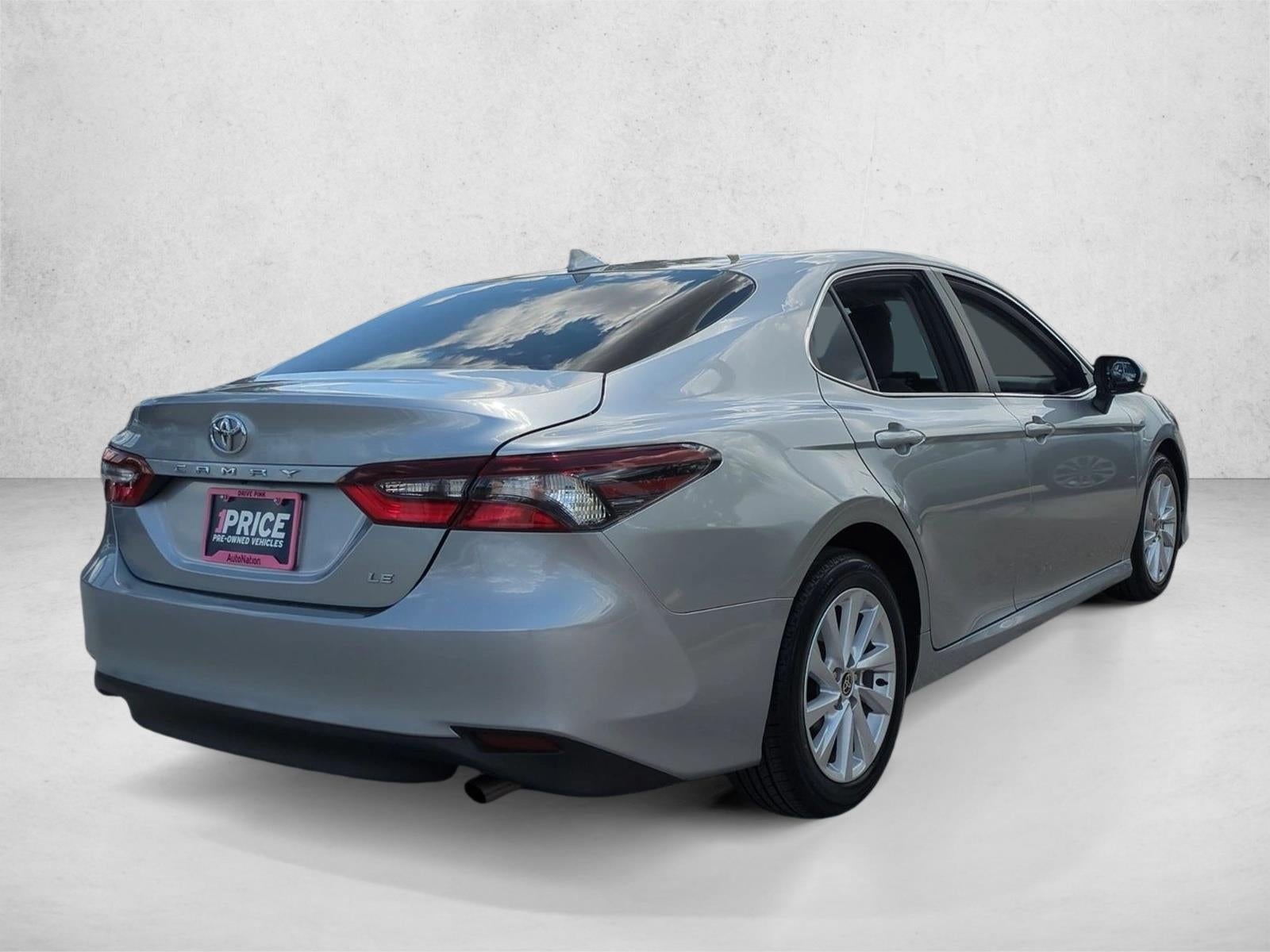 2024 Toyota Camry LE Auto (SE)