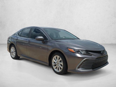 2024 Toyota Camry LE Auto (SE)