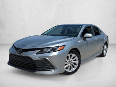 2023 Toyota Camry LE Auto (SE)