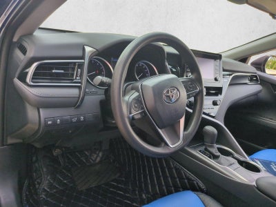 2023 Toyota Camry LE Auto (SE)