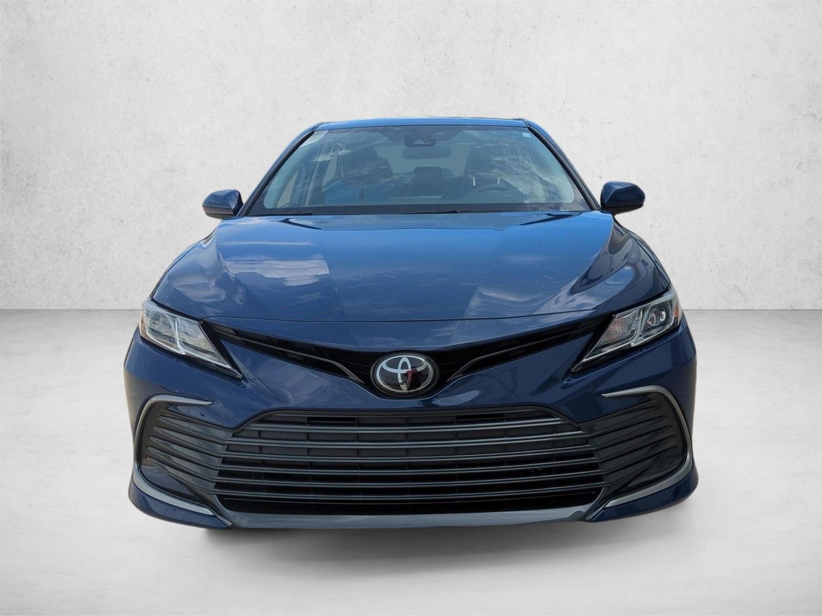 2023 Toyota Camry LE Auto (SE)