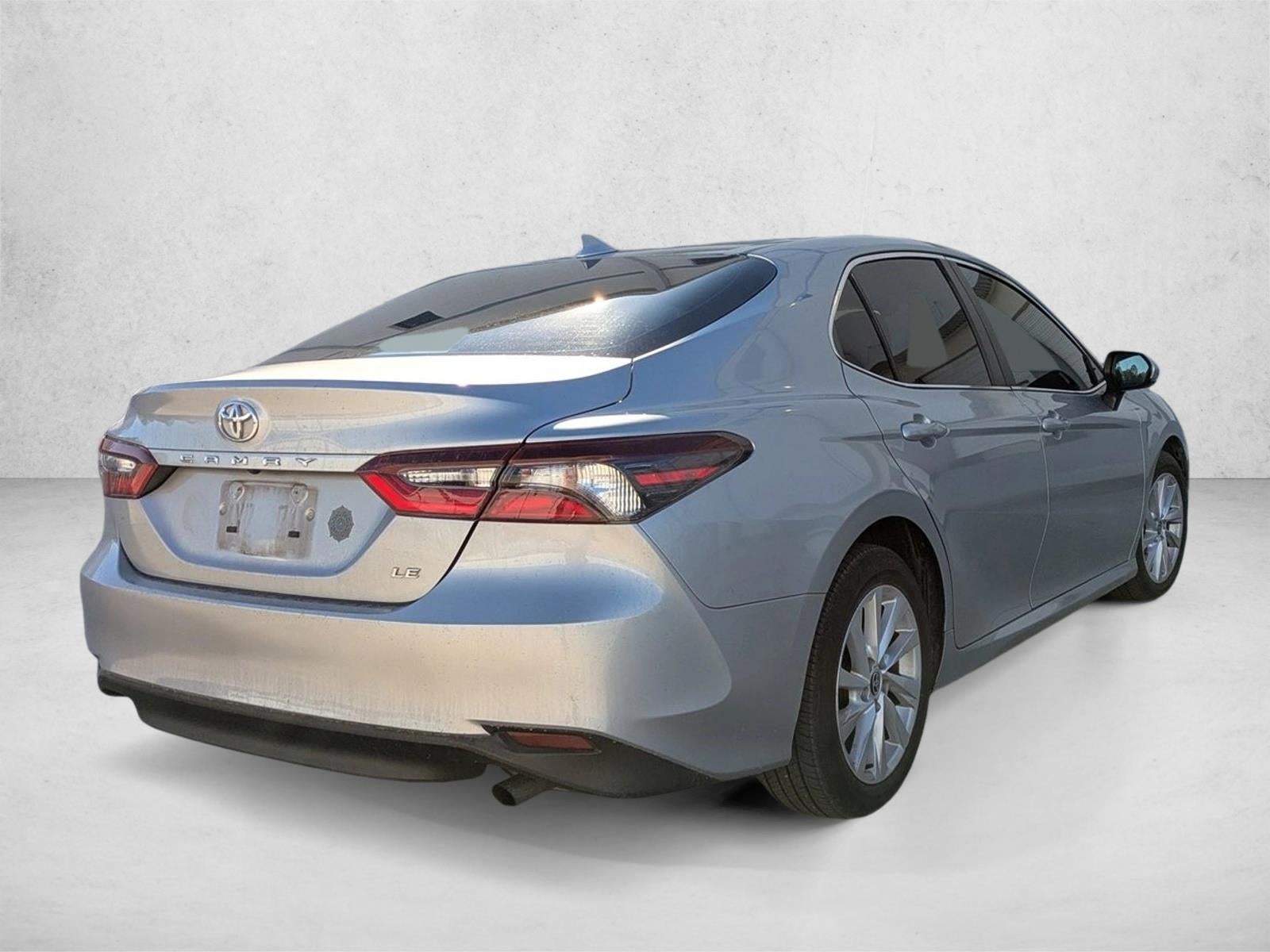 2022 Toyota Camry LE Auto (SE)