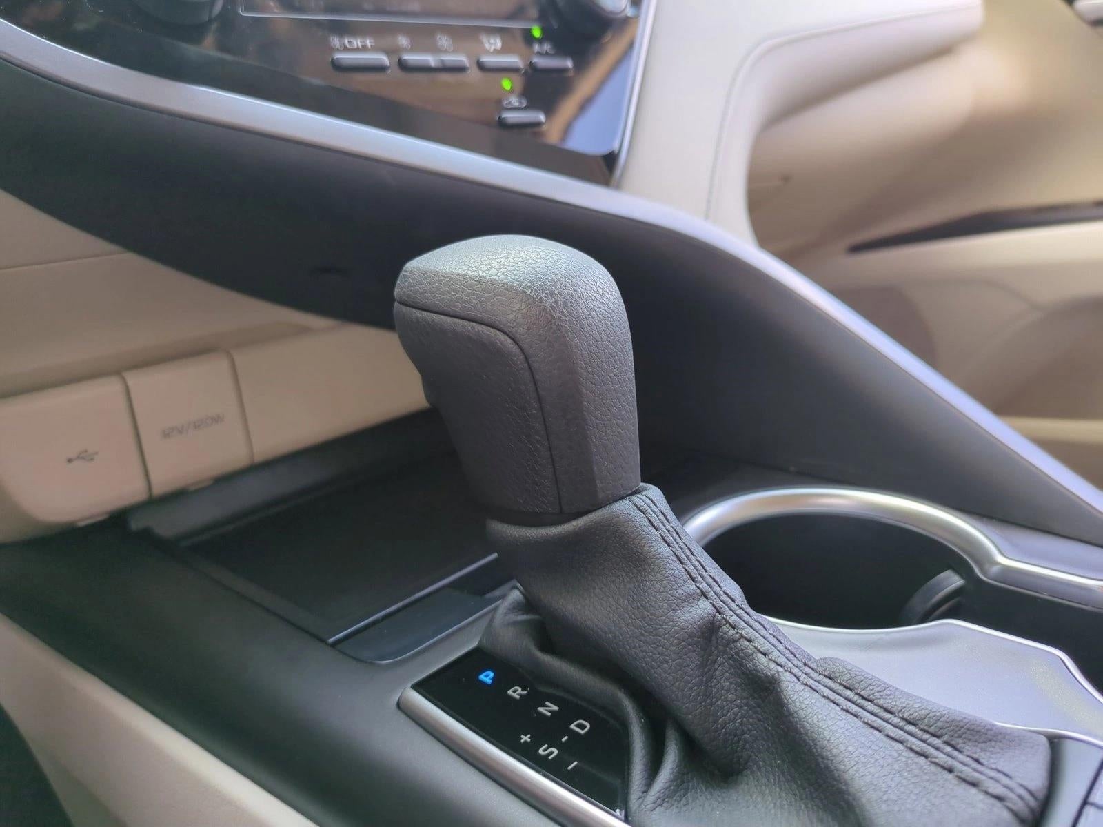 2023 Toyota Camry LE Auto (SE)