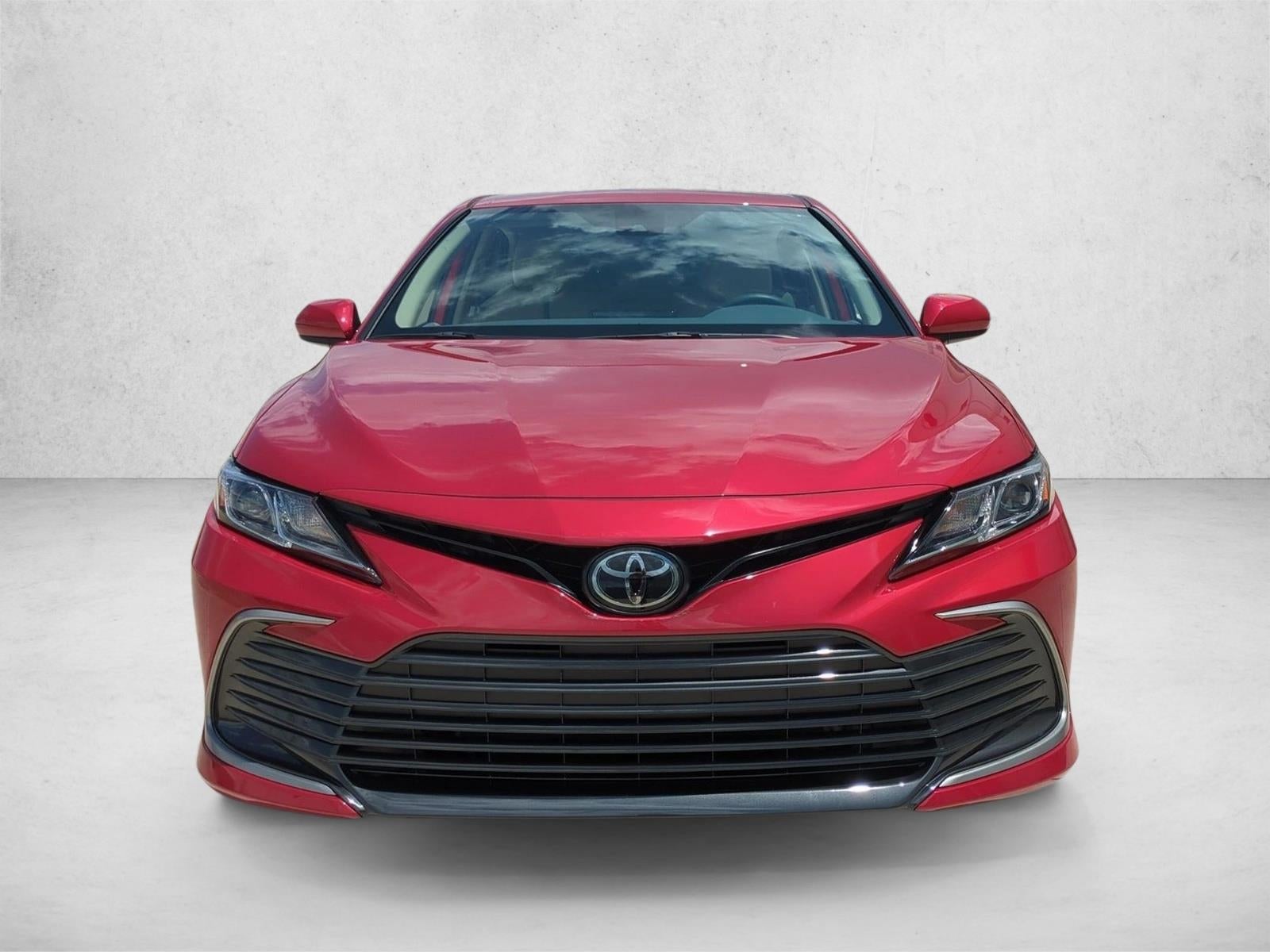2023 Toyota Camry LE Auto (SE)