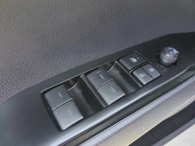 2025 Toyota Camry SE (SE)