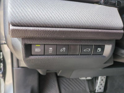 2025 Toyota Camry SE (SE)