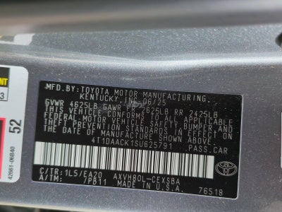 2025 Toyota Camry SE (SE)