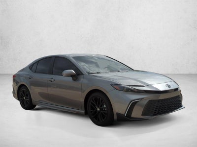 2025 Toyota Camry SE (SE)