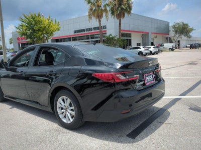 2025 Toyota Camry LE (Natl)