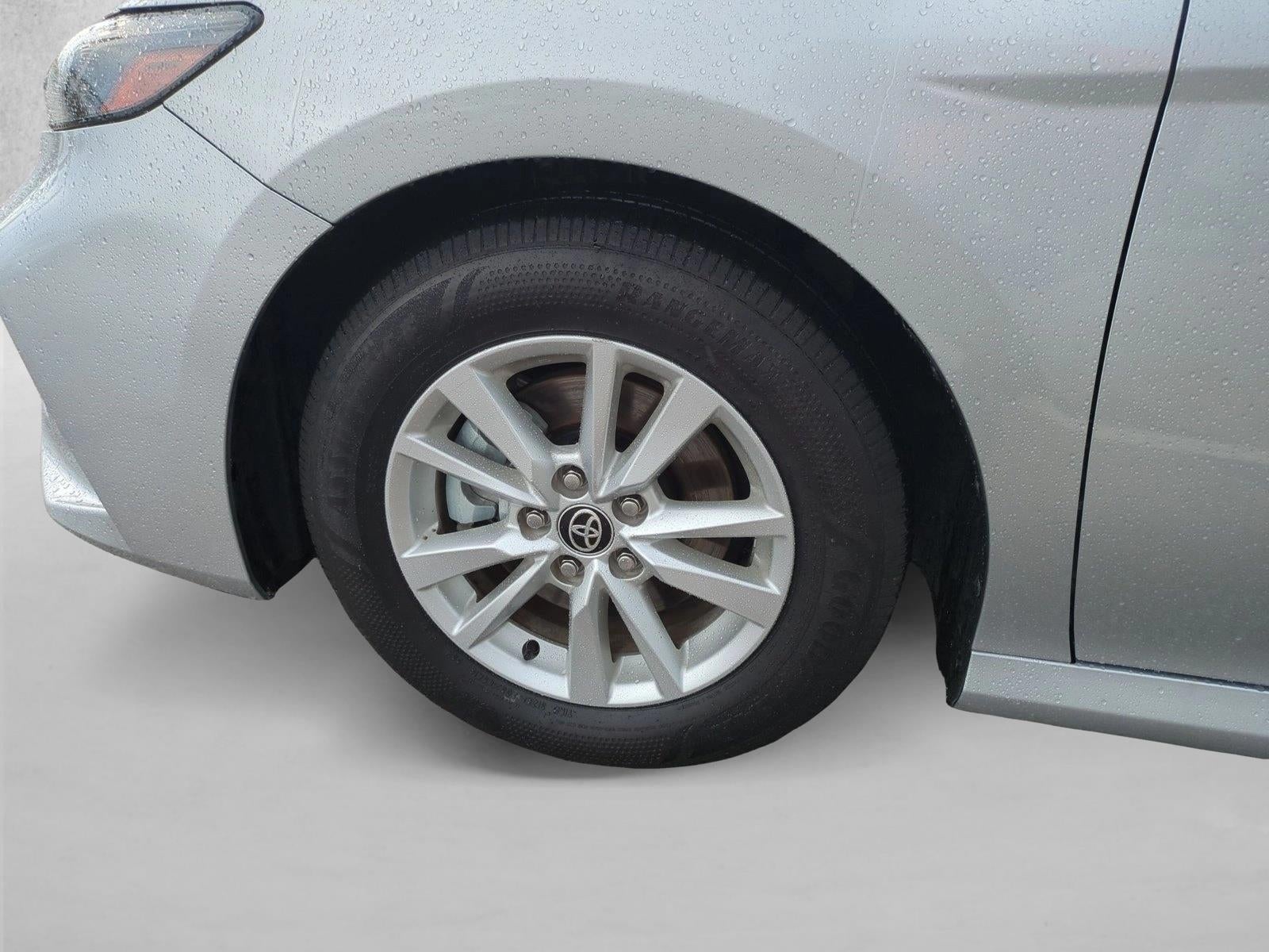 2025 Toyota Camry LE (SE)