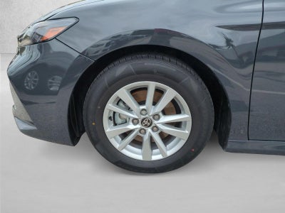 2025 Toyota Camry LE (Natl)
